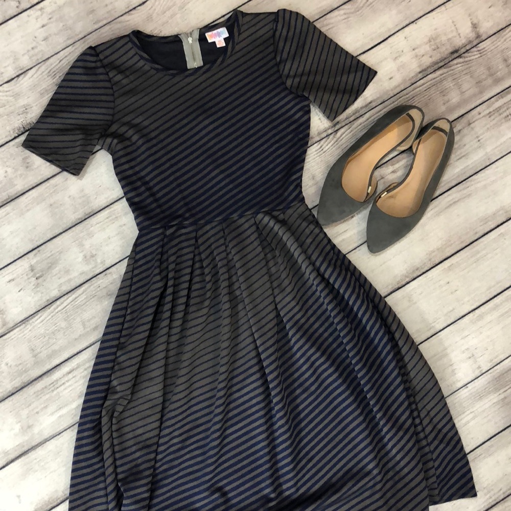 LuLaRoe Amelia